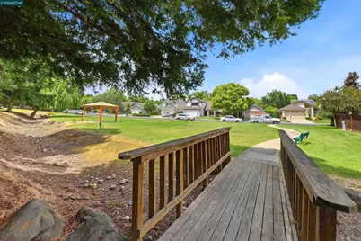 360 Flaming Oak Drive, Pleasant Hill, CA 94523 - Photo 47