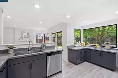 360 Flaming Oak Drive, Pleasant Hill, CA 94523 - Photo 15