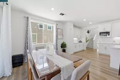 37352 Watersail Way, Newark, CA 94560 - Photo 7