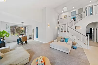 2147 Saint Andrews Ct, Discovery Bay, CA 94505 - Photo 5