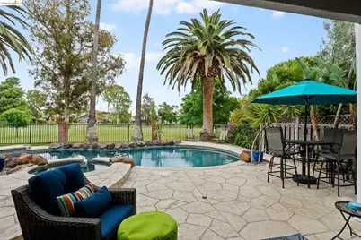 2147 Saint Andrews Ct, Discovery Bay, CA 94505 - Photo 37
