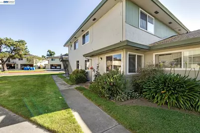2274 Peacock Pl #2, Union City, CA 94587 - Photo 25