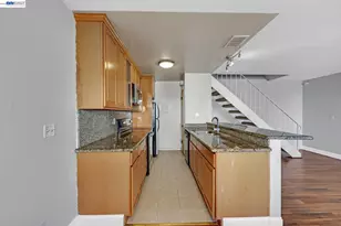 2274 Peacock Pl, Union City, CA 94587 - Photo 7