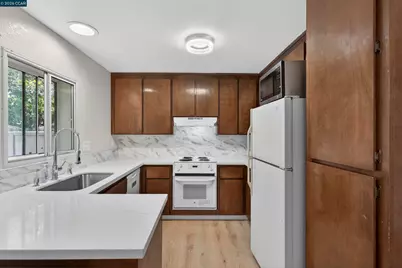 1031 Clyde Ave #1102, Santa Clara, CA 95054 - Photo 13