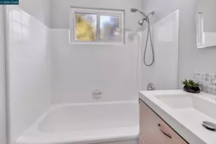 1162 Francine Ct, Concord, CA 94518 - Photo 19