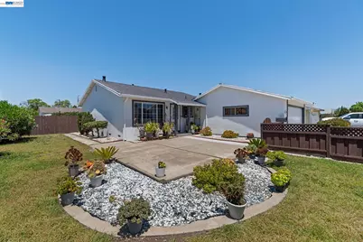 7995 Peachtree Ave, Newark, CA 94560 - Photo 1