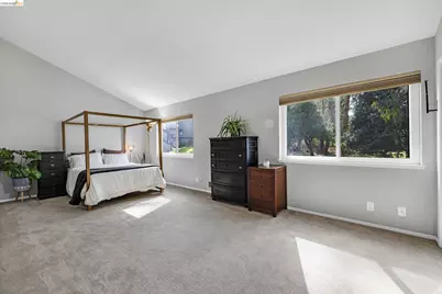407 Vista Heights Rd, El Cerrito, CA 94530 - Photo 15