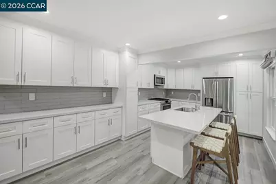 1124 Singingwood Ct #5, Walnut Creek, CA 94595 - Photo 3