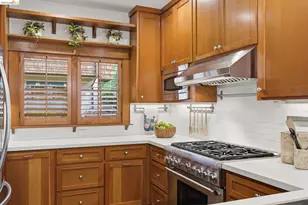 6401 Benvenue Ave, Oakland, CA 94618 - Photo 9