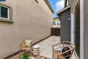 1363 Sanctuary St, Pittsburg, CA 94565 - Photo 63