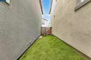 1363 Sanctuary St, Pittsburg, CA 94565 - Photo 71