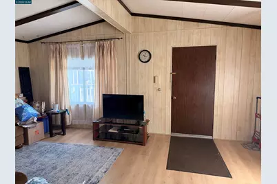73 Donald Ln, Concord, CA 94518 - Photo 11