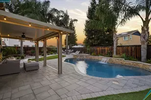 2057 Saffron Ct, Brentwood, CA 94513 - Photo 3