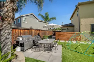 2057 Saffron Ct, Brentwood, CA 94513 - Photo 43
