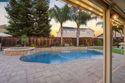 2057 Saffron Ct, Brentwood, CA 94513 - Photo 47