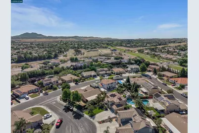 2057 Saffron Ct, Brentwood, CA 94513 - Photo 51