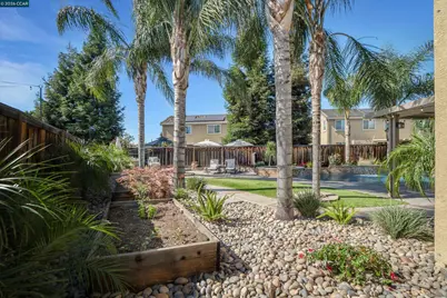 2057 Saffron Ct, Brentwood, CA 94513 - Photo 47