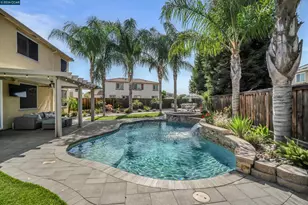 2057 Saffron Ct, Brentwood, CA 94513 - Photo 39