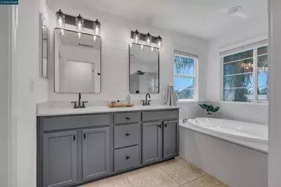 2057 Saffron Ct, Brentwood, CA 94513 - Photo 25