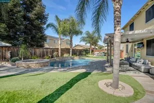 2057 Saffron Ct, Brentwood, CA 94513 - Photo 35