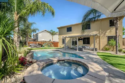 2057 Saffron Ct, Brentwood, CA 94513 - Photo 37