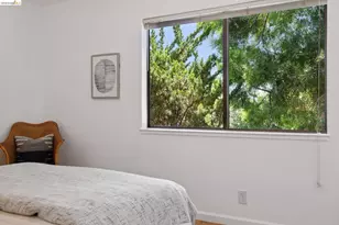 1340 Henry St, Berkeley, CA 94709 - Photo 37