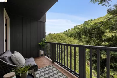 1053 Rispin Dr, Berkeley, CA 94705 - Photo 61