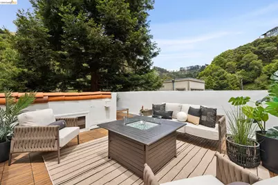 1053 Rispin Dr, Berkeley, CA 94705 - Photo 39