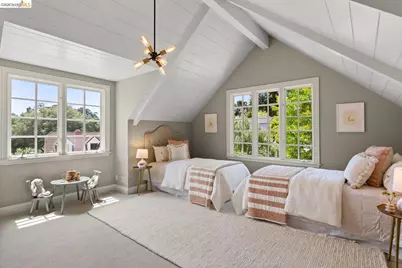 618 Mountain Blvd, Oakland, CA 94611 - Photo 21