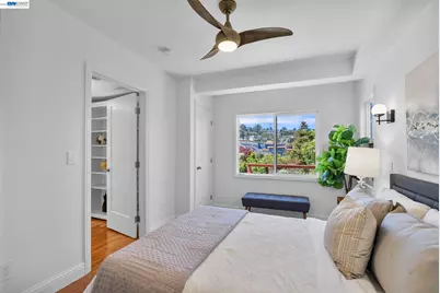 274 Staples Ave, San Francisco, CA 94112 - Photo 21