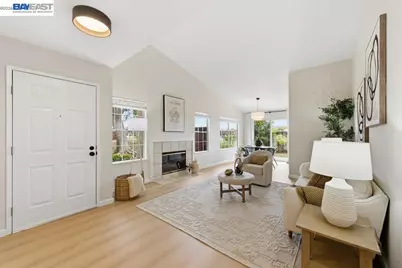 1379 Chateau Cmn, Livermore, CA 94550 - Photo 5