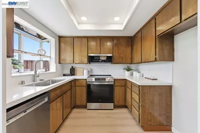 1379 Chateau Cmn, Livermore, CA 94550 - Photo 15