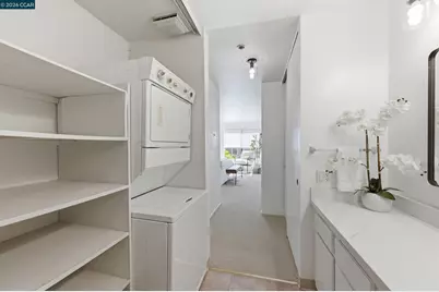 389 Belmont Street #103, Oakland, CA 94610 - Photo 19