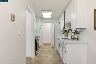 389 Belmont Street #103, Oakland, CA 94610 - Photo 7