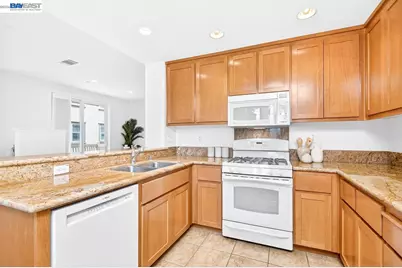 153 Gillette Pl #100, Livermore, CA 94550 - Photo 7