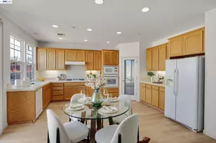 221 Dutra Vernaci Dr, Union City, CA 94587 - Photo 13