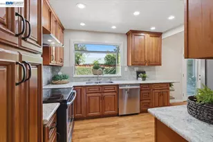 33513 Bardolph Cir, Fremont, CA 94555 - Photo 11