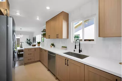 5107 Royal Palm Dr, Fremont, CA 94538 - Photo 11