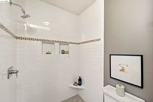 1005 Portal Ave, Oakland, CA 94610 - Photo 31