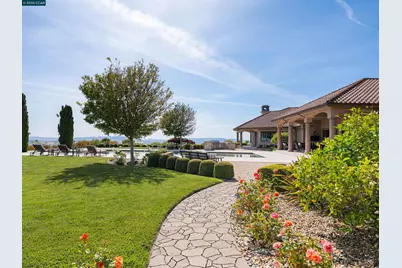 2020 Victorine Rd, Livermore, CA 94551 - Photo 77