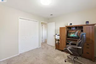 18160 Hunter Ave, San Lorenzo, CA 94541 - Photo 23