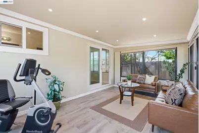 18160 Hunter Ave, San Lorenzo, CA 94541 - Photo 17