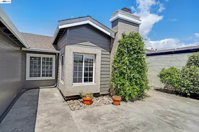 39052 Levi St, Newark, CA 94560 - Photo 5