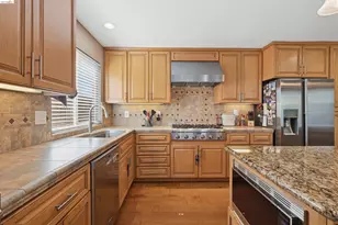 8245 Auberry Drive, Sacramento, CA 95828 - Photo 17