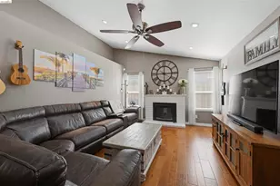 8245 Auberry Drive, Sacramento, CA 95828 - Photo 11