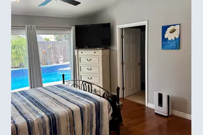 8245 Auberry Dr, Sacramento, CA 95828 - Photo 15