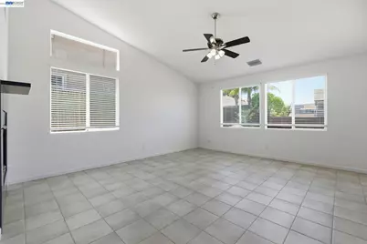 3928 Kite Way, Antioch, CA 94509 - Photo 57