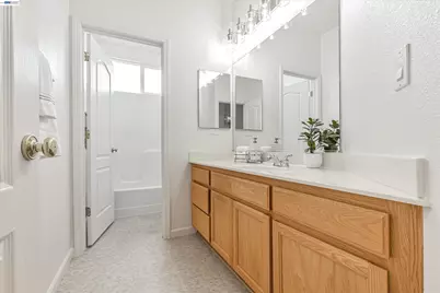3928 Kite Way, Antioch, CA 94509 - Photo 11