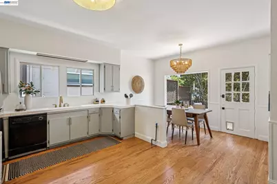 1508 Pacific Ave, Alameda, CA 94501 - Photo 9