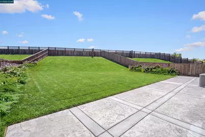 2214 Daimler St, Lathrop, CA 95330 - Photo 25